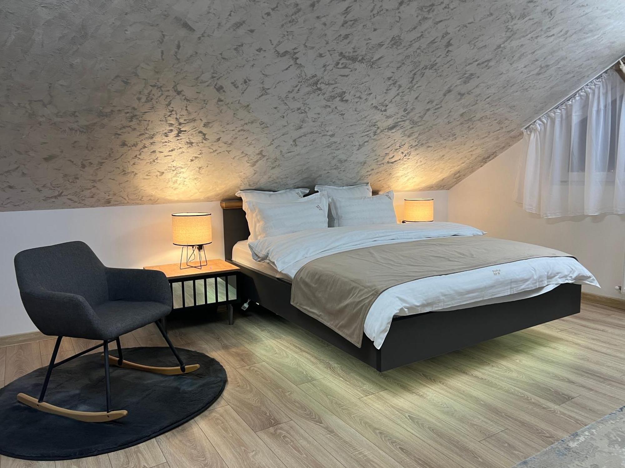 Prestige Aparthotel Brasov Bagian luar foto
